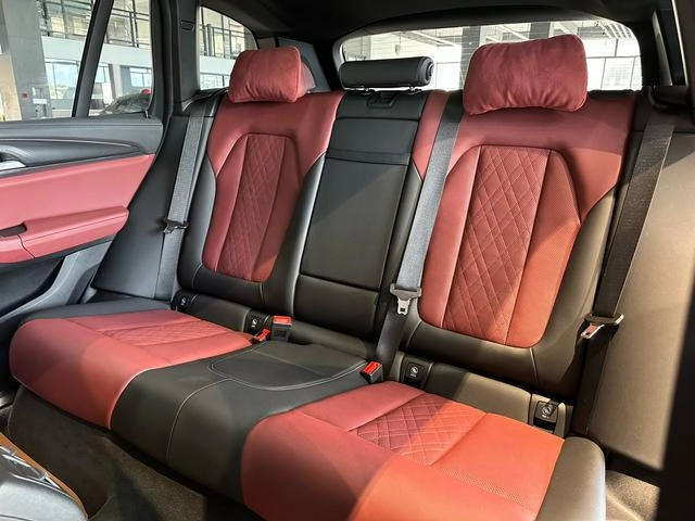 BMW X3 2022 Вторичная модификация xDrive30i Лидирующий M Ночной костюм интерьер фото 18
