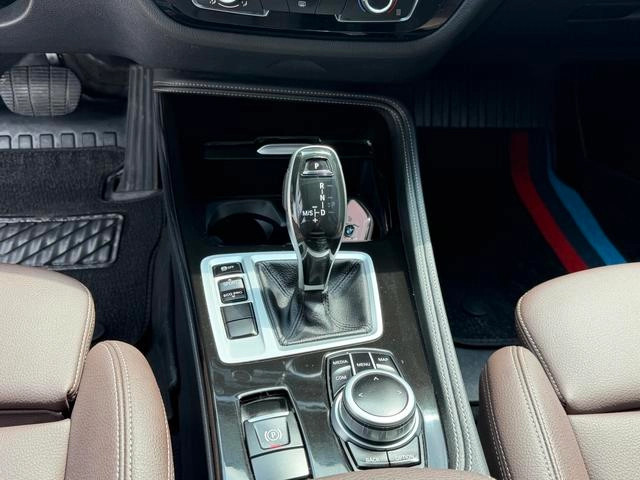 BMW 1 Series 2021 Reforma 120i M Edición nocturna deportiva interior foto 13
