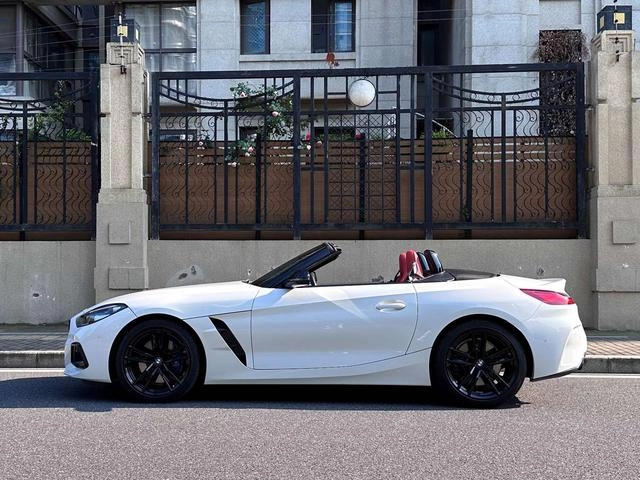BMW Z4 2023 sDrive 25i M Спортивный ночной костюм экстерьер фото 3