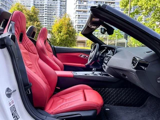BMW Z4 2023 sDrive 25i M Спортивный ночной костюм интерьер фото 16