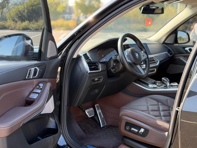 BMW X5 2022 Restyling xDrive 30Li Premium Class M Sports suit exterior photo 4