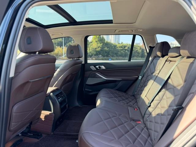 BMW X5 2022 Restyling xDrive 30Li Premium Class M Sports suit exterior photo 7