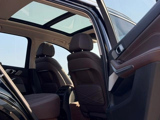 BMW X5 2022 Restyling xDrive 30Li Premium Class M Sports suit interior photo 11