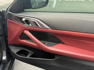 BMW 4 Series 2022 425i M Conjunto deportivo interior foto 8