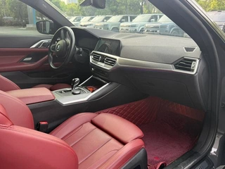 BMW 4 Series 2022 425i M Conjunto deportivo interior foto 9