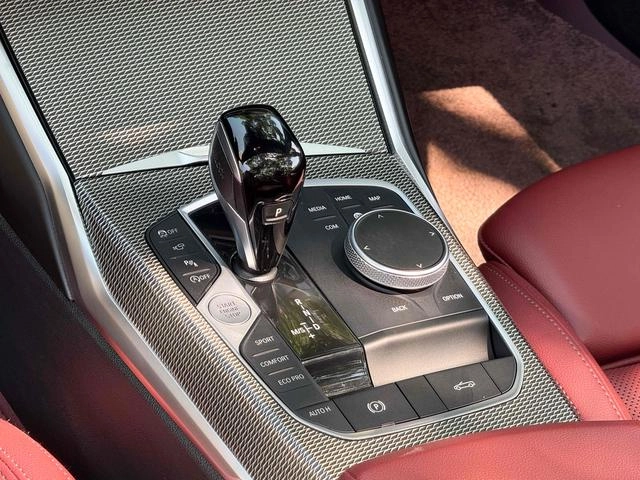 BMW 4 Series 2022 Restyling 425i Convertible M Sports Night Suit interior photo 13
