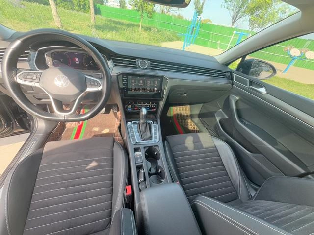 Volkswagen Magotan 2020 330TSI DSG De lujo interior foto 9