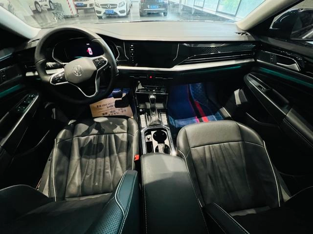 Volkswagen Passat 2023 Mise à jour 330TSI Étoile de luxe intérieur photo 13