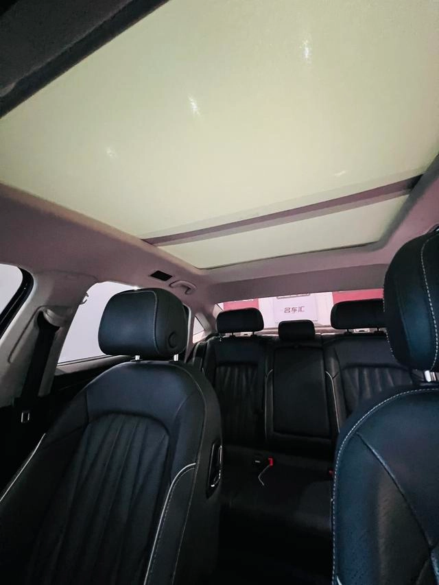 Volkswagen Passat 2023 Mise à jour 330TSI Étoile de luxe intérieur photo 14