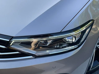 Volkswagen Magotan 2021 330TSI DSG 30 Anniversary Edition exterior photo 3
