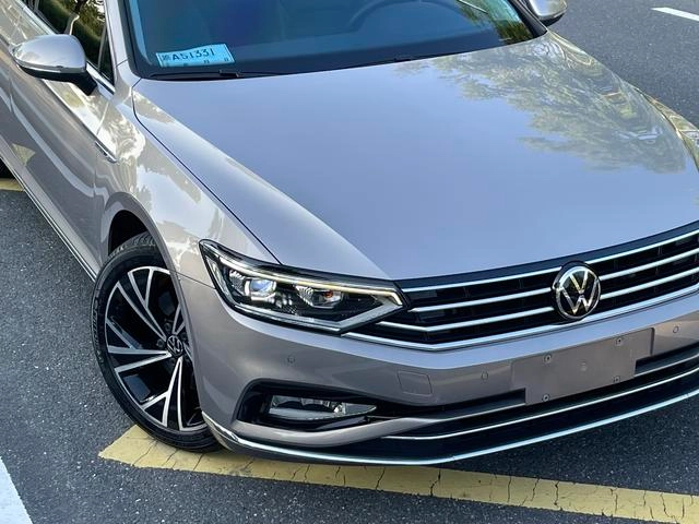 Volkswagen Magotan 2021 330TSI DSG 30 Anniversary Edition interior photo 17