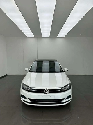 Volkswagen Polo 2023 Plus 1.5L Automatic Colorful Technology Edition exterior photo 2