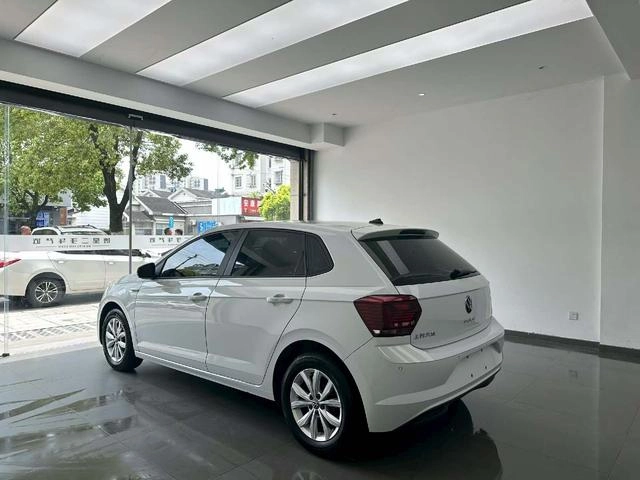 Volkswagen Polo 2023 Plus 1.5L Automatic Colorful Technology Edition interior photo 7