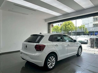 Volkswagen Polo 2023 Plus 1.5L Automatic Colorful Technology Edition interior photo 9
