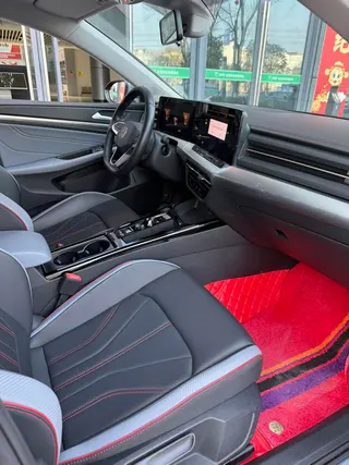 Volkswagen Lamando 2022 Lamando L 280TSI DSG Spicy Edition interior photo 9