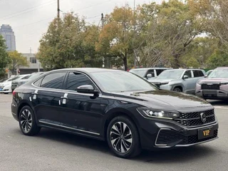 Volkswagen Passat 2023 Reforma 330TSI Edición Star Elite exterior foto 3