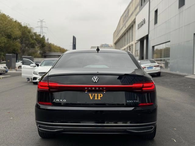 Volkswagen Passat 2023 Reforma 330TSI Edición Star Elite interior foto 11