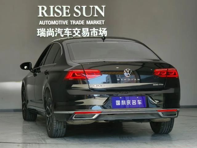 Volkswagen Magotan 2020 330TSI DSG Leading Type exterior photo 4