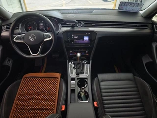 Volkswagen Magotan 2020 330TSI DSG Leading Type interior photo 6