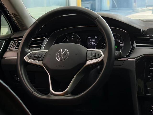 Volkswagen Magotan 2020 330TSI DSG Leading Type interior photo 8