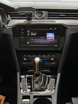 Volkswagen Magotan 2020 330TSI DSG Leading Type interior photo 9