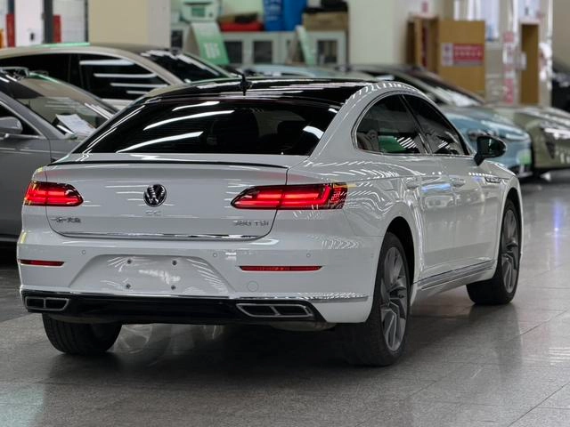 Volkswagen CC 2023 380TSI Привлекательный выпуск экстерьер фото 4