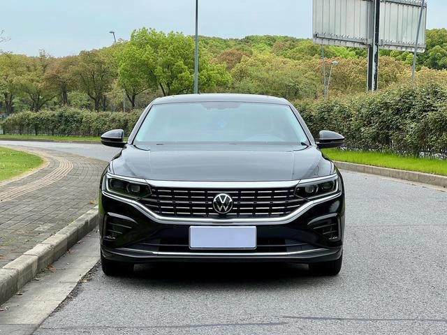 Volkswagen Passat 2021 330TSI Elite Edition exterior photo 2
