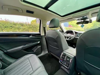 Volkswagen Passat 2021 330TSI Elite Edition interior photo 17