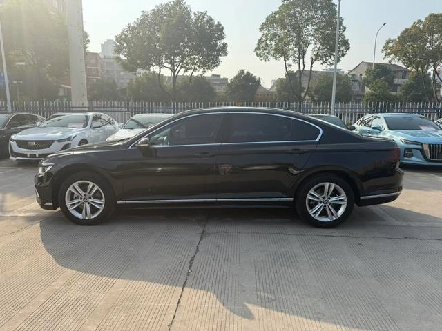 Volkswagen Magotan 2025 all-in-one 280TSI DSG Comfortable exterior photo 4