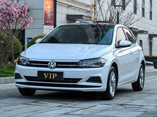 Volkswagen Polo 2021 Plus 1.5L Автоматическая панорамная версия