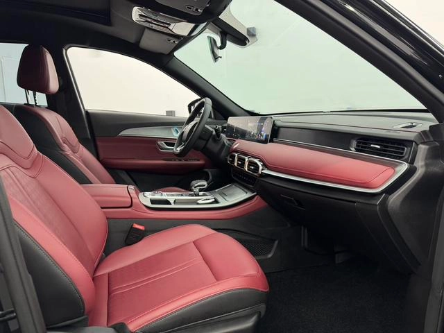 Jetour X70 PLUS 2025 Чемпионская версия 1.5T DCT Чемпион MAX 5 Кресло интерьер фото 12