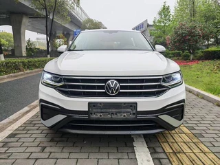Volkswagen Tiguan L 2021 330TSI Version intelligente automatique à deux roues motrices extérieur photo 2