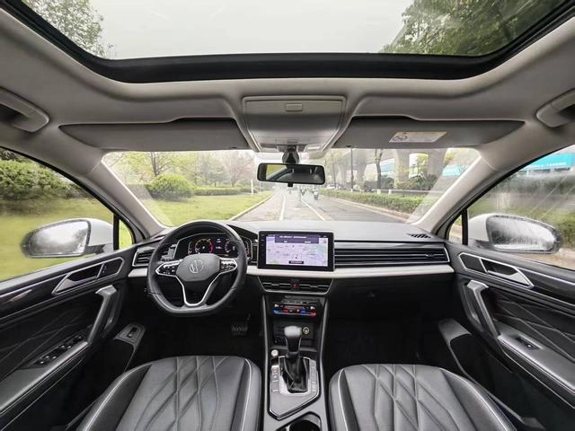 Volkswagen Tiguan L 2021 330TSI Version intelligente automatique à deux roues motrices extérieur photo 5