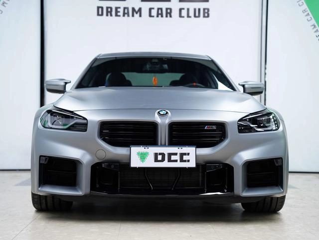 BMW M2 2024 M2 Coupé interior foto 18