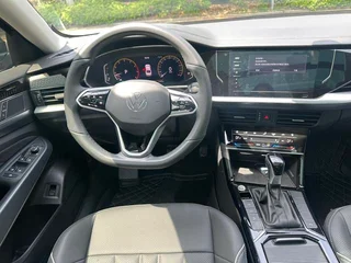 Volkswagen Passat 2024 380TSI Star Elite Edition exterior photo 8
