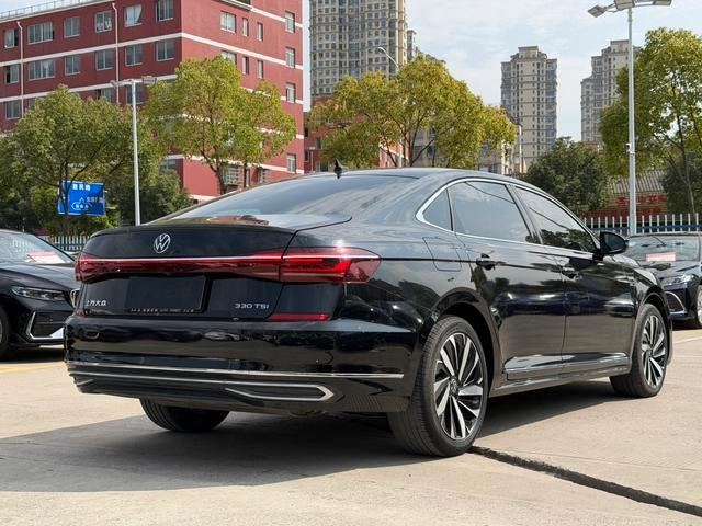 Volkswagen Passat 2023 330TSI Звездное небо элитное издание экстерьер фото 6