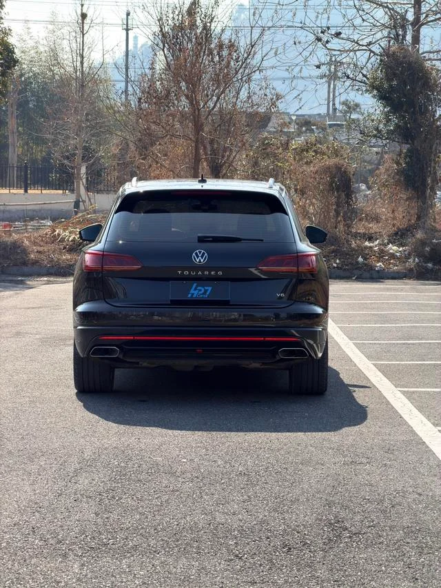 Volkswagen Touareg 2022 3.0TSI Edición Sharp Enjoy Traje deportivo negro Yao exterior foto 2