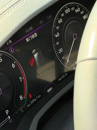 Volkswagen Touareg 2022 3.0TSI Edición Sharp Enjoy Traje deportivo negro Yao interior foto 14