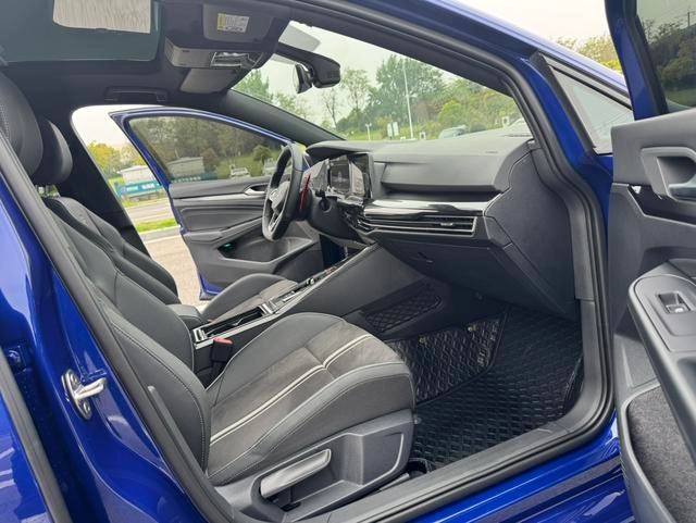 Volkswagen Golf 2023 280TSI DSG R-Line Lite extérieur photo 4