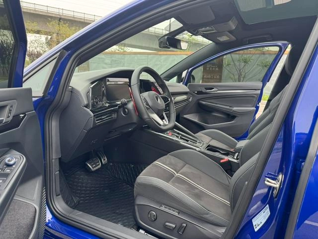 Volkswagen Golf 2023 280TSI DSG R-Line Lite extérieur photo 5