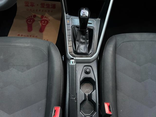 Volkswagen Polo 2021 Plus 1.5L Edición automática de disfrute panorámico interior foto 15 Volkswagen Polo 2021 Plus 1.5L Edición automática de disfrute panorámico interior foto 15