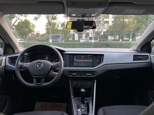 Volkswagen Polo 2021 Plus 1.5L Edición automática de disfrute panorámico interior foto 16 Volkswagen Polo 2021 Plus 1.5L Edición automática de disfrute panorámico interior foto 16