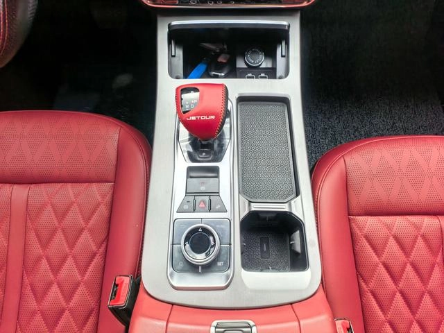 Jetour X70 PLUS 2024 Champion Edition 1.5T DCT Champion MAX 7 seat exterior photo 10