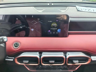 Jetour X70 PLUS 2024 Champion Edition 1.5T DCT Champion MAX 7 seat interior photo 16