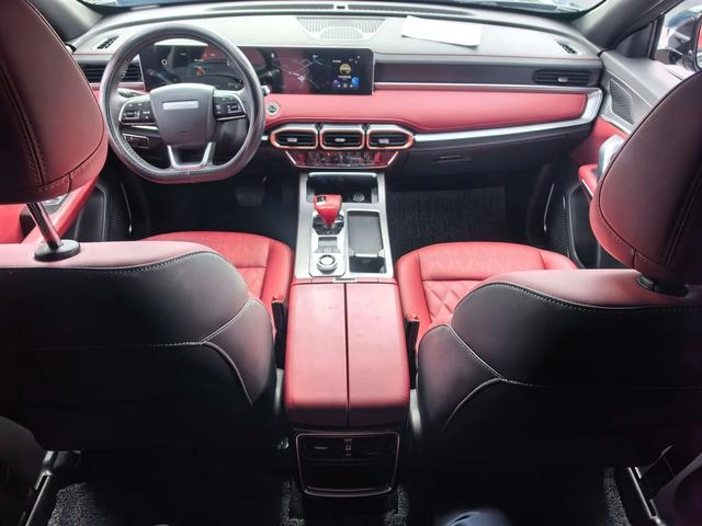 Jetour X70 PLUS 2024 Champion Edition 1.5T DCT Champion MAX 7 seat interior photo 19