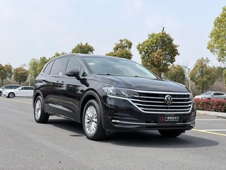 Volkswagen Viloran 2020 330TSI Бизнес-версия экстерьер фото 3 Volkswagen Viloran 2020 330TSI Бизнес-версия экстерьер фото 3