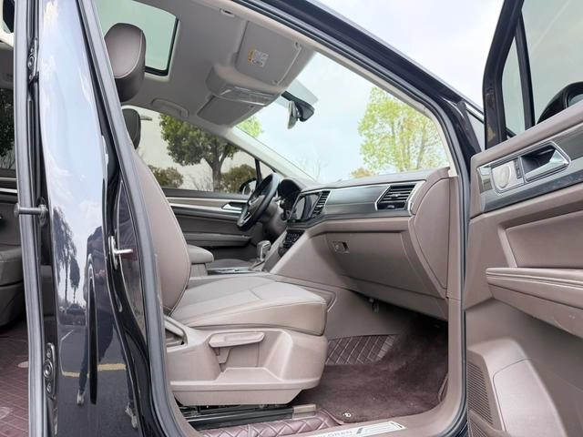 Volkswagen Viloran 2020 330TSI Бизнес-версия экстерьер фото 4 Volkswagen Viloran 2020 330TSI Бизнес-версия экстерьер фото 4