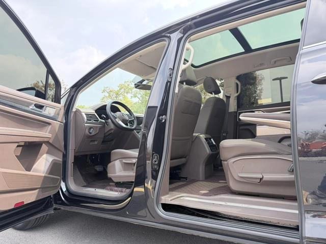Volkswagen Viloran 2020 330TSI Бизнес-версия экстерьер фото 7 Volkswagen Viloran 2020 330TSI Бизнес-версия экстерьер фото 7