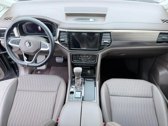 Volkswagen Viloran 2020 330TSI Бизнес-версия экстерьер фото 8 Volkswagen Viloran 2020 330TSI Бизнес-версия экстерьер фото 8