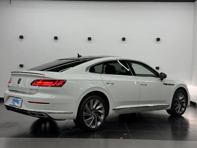 Volkswagen CC 2023 380TSI Привлекательный выпуск интерьер фото 12
